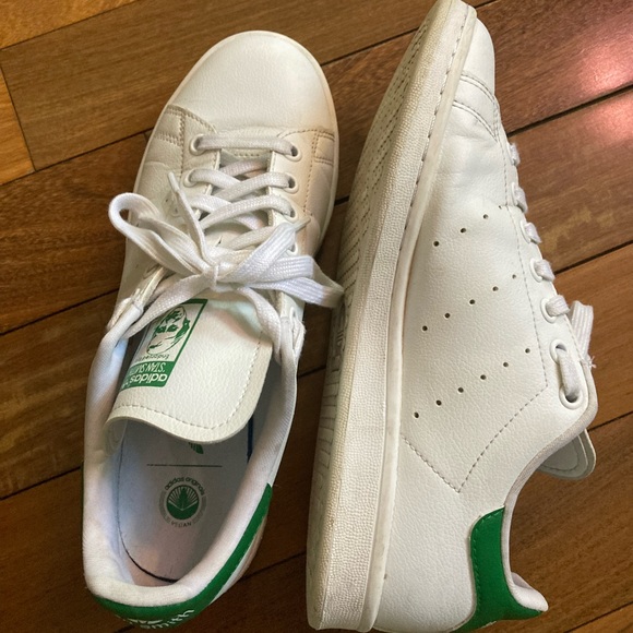 Adidas Stan Smith Vegan Pleather Unisex (M7/W9) - Picture 6 of 13